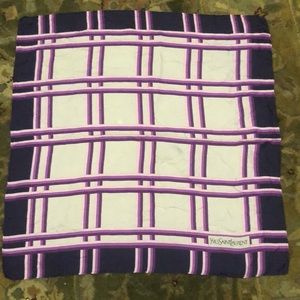 $190 AUTHENTIC LADIES YSL 100%SILK SCARF
